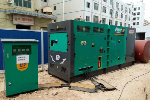 赛罕为什么夏季要重点检查发电机组的燃油系统密封性?