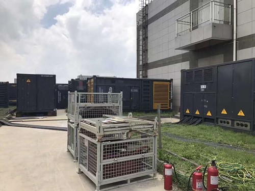 赛罕除了定期检查，还有哪些方法可以及时发现接触式转速表探头的磨损？