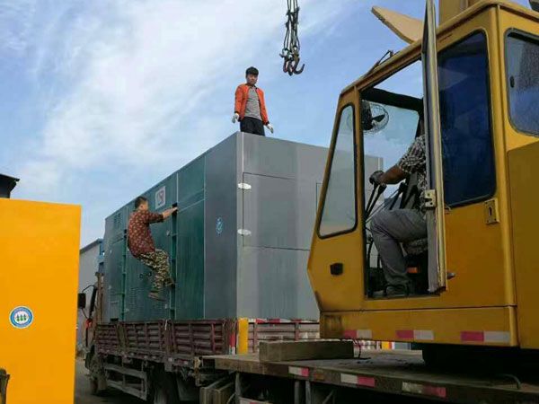 赛罕如何判断水冷式机油散热器密封件是否需要更换？